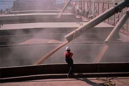 Loading Wheat Thunder Bay, Ontario, Canada Stock Photo - Rights-Managed, Code: 700-00001284