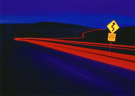 simsearch:600-02886504,k - Light Trails auf der Straße bei Nacht in Colfax, Washington, USA Stockbilder - Lizenzpflichtiges, Bildnummer: 700-00014370