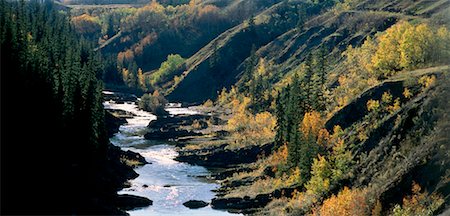 simsearch:700-00014945,k - Highwood River Valley in Autumn Kananaskis Country Alberta, Canada Foto de stock - Direito Controlado, Número: 700-00014580