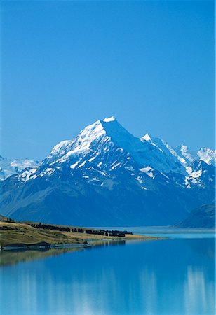 Mount Cook and Lake Pukaki South Island, New Zealand Stock Photo - Rights-Managed, Code: 700-00014767