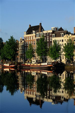 rio amstel - Amstel River Amsterdam, The Netherlands Foto de stock - Direito Controlado, Número: 700-00015885