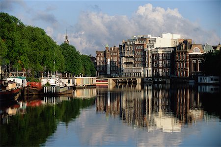 rio amstel - Amstel River Amsterdam, The Netherlands Foto de stock - Direito Controlado, Número: 700-00015945