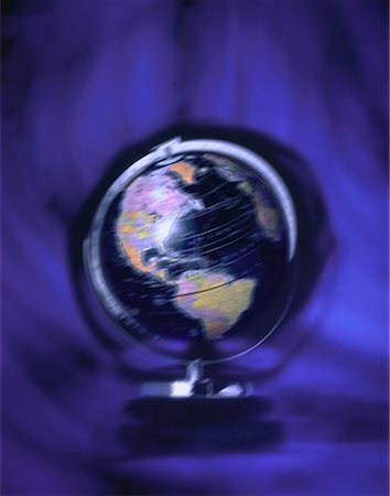 simsearch:700-00080718,k - Spinning Globe North and South America Foto de stock - Direito Controlado, Número: 700-00016985
