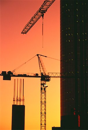 simsearch:700-00066600,k - Silhouette of Construction Cranes At Sunset Foto de stock - Con derechos protegidos, Código: 700-00017649