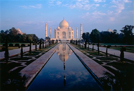 simsearch:700-00328491,k - Taj Mahal and Reflecting Pool Agra, India Stock Photo - Rights-Managed, Code: 700-00019491