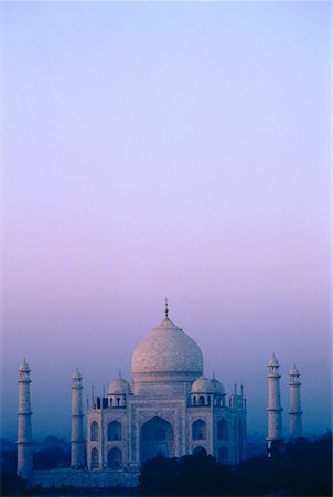 simsearch:700-00328491,k - Taj Mahal and Fog Agra, India Stock Photo - Rights-Managed, Code: 700-00019493