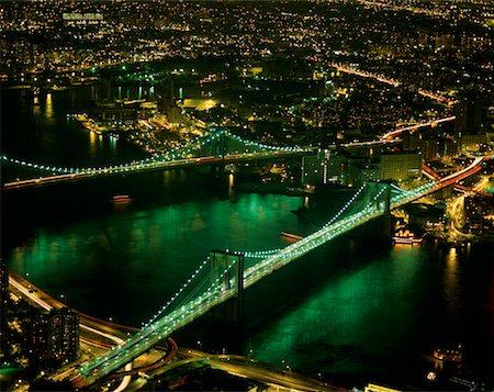 Pont de Brooklyn et East River de New York, New York, États-Unis Photographie de stock - Rights-Managed, Code: 700-00012668