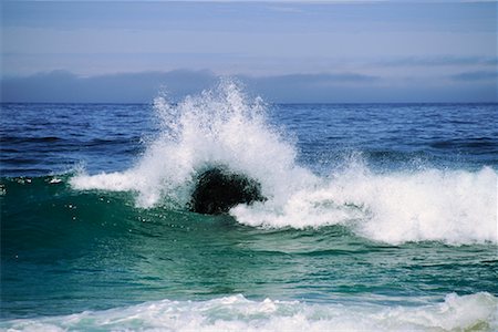 simsearch:700-00015270,k - Vagues en Californie, USA Photographie de stock - Rights-Managed, Code: 700-00012739