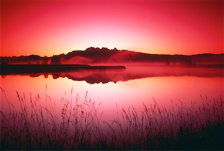 simsearch:700-00016914,k - Fraser Valley at Sunset British Columbia, Canada Foto de stock - Con derechos protegidos, Código: 700-00012898