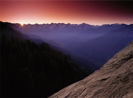 simsearch:700-00054972,k - Lever du soleil, Moro Rock Sequoia National Park, Californie, Etats-Unis Photographie de stock - Rights-Managed, Code: 700-00013076