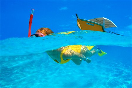 simsearch:700-00478593,k - Woman Snorkelling Maldive Islands, Indian Ocean Foto de stock - Direito Controlado, Número: 700-00024192