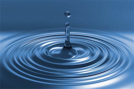 simsearch:700-00013923,k - Water Drop and Ripples Stock Photo - Rights-Managed, Code: 700-00024254