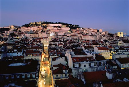 simsearch:6129-09087045,k - Cityscape at Dusk Lisbon, Portugal Fotografie stock - Rights-Managed, Codice: 700-00025128