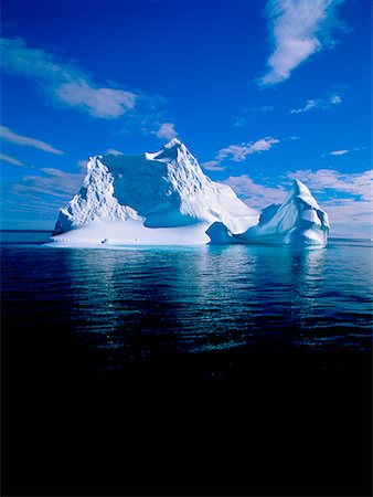 simsearch:600-02201615,k - Iceberg Labrador Sea Newfoundland and Labrador, Canada Foto de stock - Con derechos protegidos, Código: 700-00026028