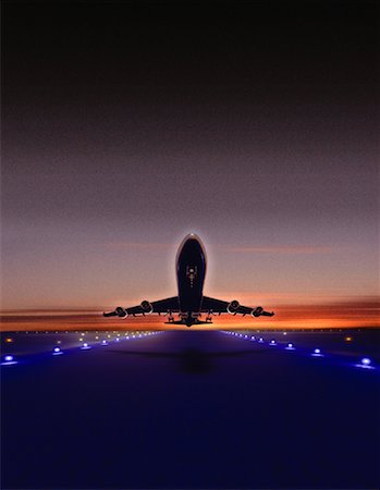 Airplane Taking Off at Sunset Foto de stock - Con derechos protegidos, Código: 700-00026617