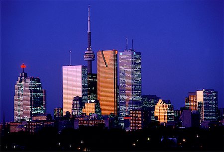 scotia plaza - City Skyline at Dusk Toronto, Ontario, Canada Foto de stock - Direito Controlado, Número: 700-00026733
