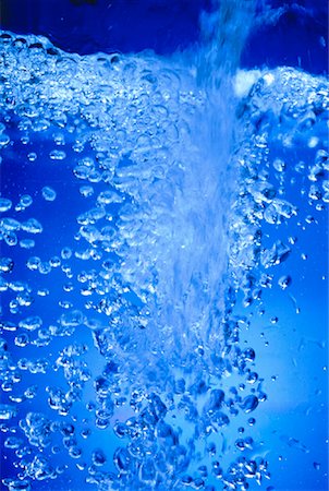 simsearch:696-03396859,k - Carbonated Water Stock Photo - Rights-Managed, Code: 700-00028404