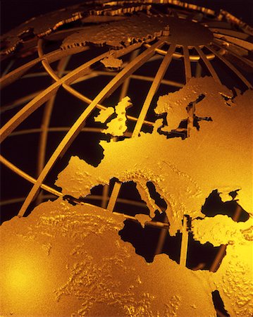 Close-Up of Wire Globe Europe Foto de stock - Con derechos protegidos, Código: 700-00028956