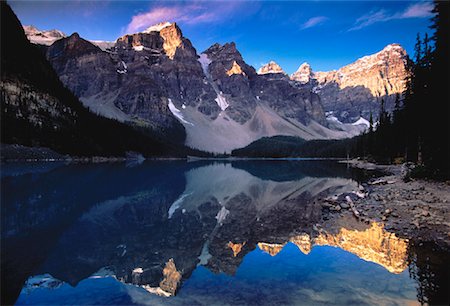 Moraine Lake Banff National Park Alberta, Canada Foto de stock - Direito Controlado, Número: 700-00020327