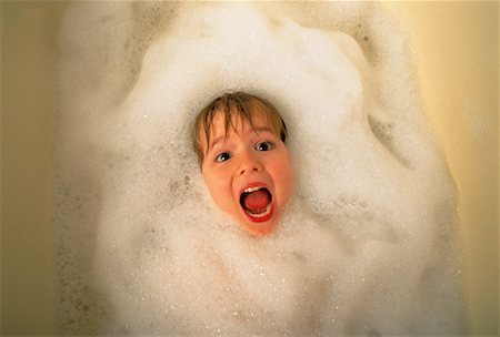 screaming bubble - Portrait of Boy in Bubble Bath Stock Photo - Rights-Managed, Code: 700-00023164