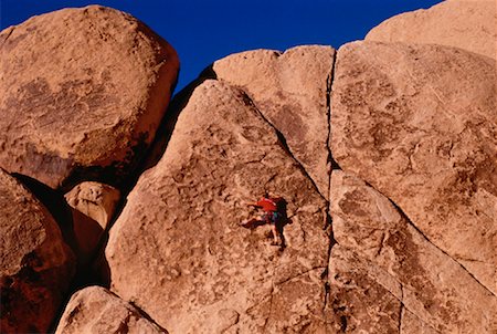 Homme escalade Joshua Tree National Park, Californie, USA Photographie de stock - Rights-Managed, Code: 700-00023211