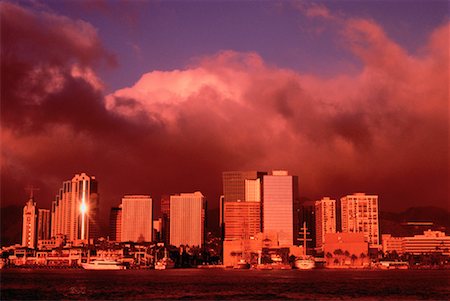 picture hawaii skyline - City Skyline at Sunset Honolulu, Hawaii, USA Stock Photo - Rights-Managed, Code: 700-00034733