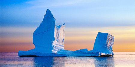 simsearch:600-02201615,k - Iceberg, Twillingate Newfoundland and Labrador, Canada Foto de stock - Con derechos protegidos, Código: 700-00036606
