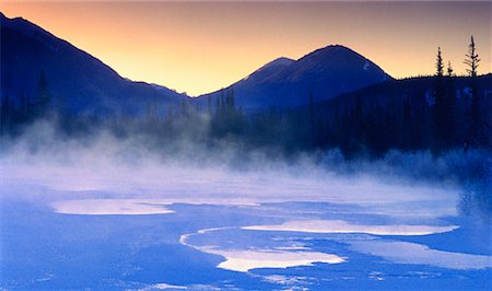 Mountains and Lake at Sunrise Jasper National Park Alberta, Canada Stock Photo - Rights-Managed, Code: 700-00037522