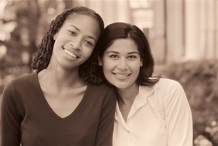 simsearch:700-03814391,k - Portrait of Women Outdoors Stock Photo - Rights-Managed, Code: 700-00038630