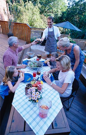 simsearch:700-00048144,k - Family at Barbecue Stock Photo - Rights-Managed, Code: 700-00039139