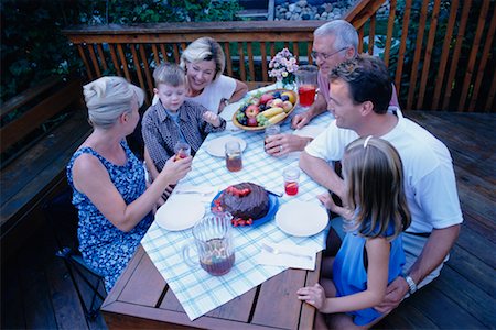 simsearch:700-00048144,k - Family Gathering Stock Photo - Rights-Managed, Code: 700-00039484