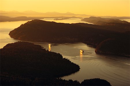 simsearch:700-00168826,k - Overview of Ferries in Gulf Island at Sunset British Columbia, Canada Stock Photo - Rights-Managed, Code: 700-00031584
