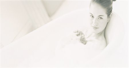 sponge bath woman - Portrait of Woman Taking Bath Stock Photo - Rights-Managed, Code: 700-00031664