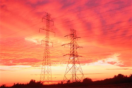 simsearch:600-00018625,k - Power Lines at Sunset Edmonton, Alberta, Canada Foto de stock - Con derechos protegidos, Código: 700-00033696