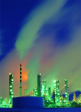 simsearch:700-00029409,k - Raffinerie de pétrole à la nuit (Alberta), Canada Photographie de stock - Rights-Managed, Code: 700-00045719