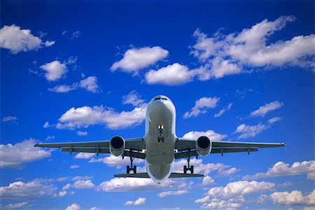 simsearch:700-00004006,k - Airbus A320 Jet Landing à Calgary, Alberta, Canada Photographie de stock - Rights-Managed, Code: 700-00045954