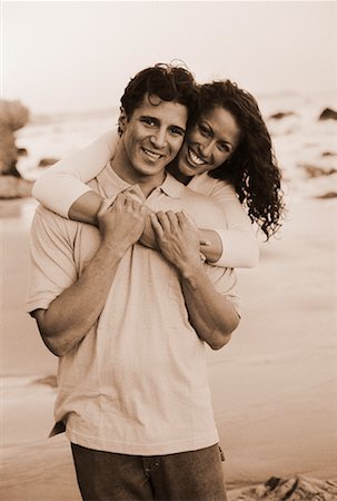 simsearch:700-00046307,k - Portrait of Couple Embracing on Beach Stock Photo - Rights-Managed, Code: 700-00046308
