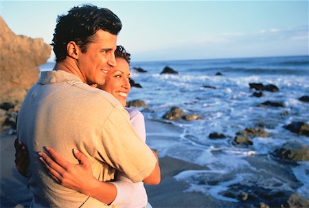 simsearch:700-00046307,k - Couple Embracing Stock Photo - Rights-Managed, Code: 700-00046442