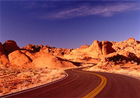 parque estatal del valle de fuego - Road and Landscape Valley of Fire Nevada, USA Foto de stock - Con derechos protegidos, Código: 700-00048177