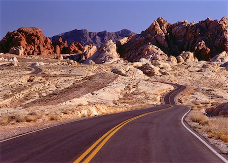 parque estatal del valle de fuego - Road and Landscape Valley of Fire Nevada, USA Foto de stock - Con derechos protegidos, Código: 700-00048180