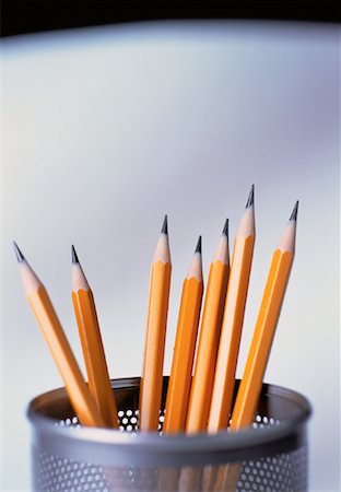 simsearch:400-04777216,k - Close-Up of Pencils in Cup Foto de stock - Con derechos protegidos, Código: 700-00049068