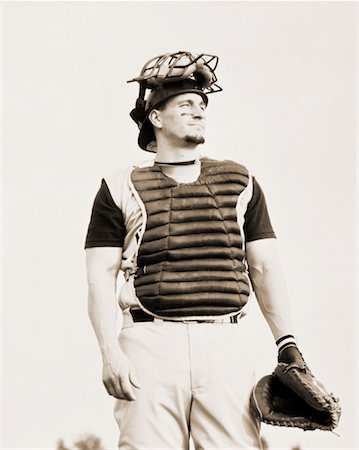 simsearch:700-00041227,k - Catcher Standing on Field Stock Photo - Rights-Managed, Code: 700-00041227