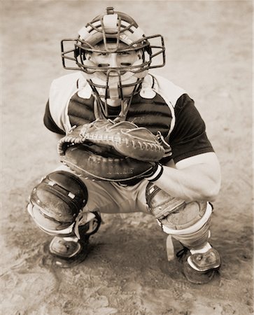 simsearch:700-00041227,k - Catcher Crouched on Field Stock Photo - Rights-Managed, Code: 700-00041228