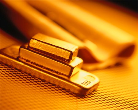 fancy gold bricks - Gold Bars and Newspaper Foto de stock - Con derechos protegidos, Código: 700-00042432