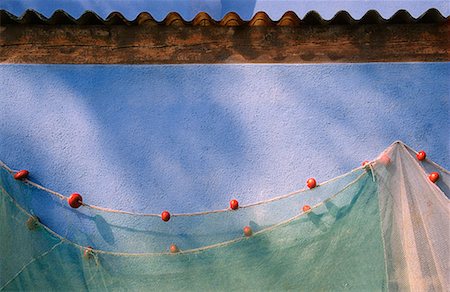 simsearch:700-00043475,k - Fischernetze hängen an der Wand Insel Burano, Lagune von Venedig-Italien Stockbilder - Lizenzpflichtiges, Bildnummer: 700-00043267