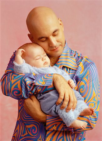simsearch:700-00038183,k - Father Holding Sleeping Baby Foto de stock - Con derechos protegidos, Código: 700-00054042