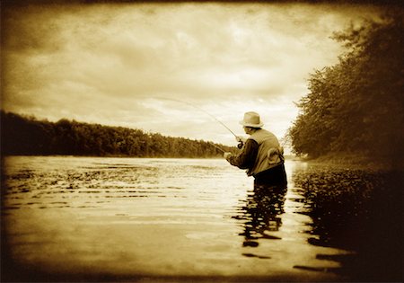 simsearch:700-00055321,k - Mann Fly Fishing Kennebec River, Maine, USA Stockbilder - Lizenzpflichtiges, Bildnummer: 700-00055322