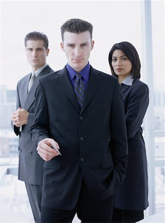simsearch:700-00189781,k - Portrait of Three Business People Foto de stock - Con derechos protegidos, Código: 700-00056386