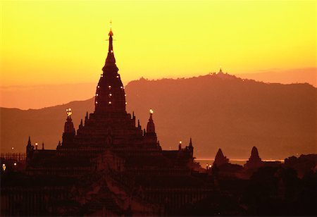 Ananda-Tempel bei Sonnenuntergang Myanmar Stockbilder - Lizenzpflichtiges, Bildnummer: 700-00056745