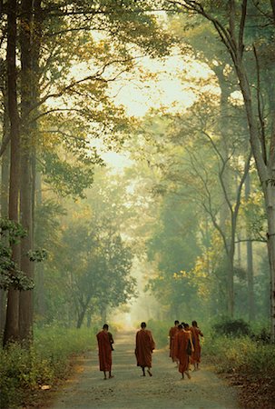 Monks Walking on Path, Siem Reap Angkor, Cambodia Stock Photo - Rights-Managed, Code: 700-00056839